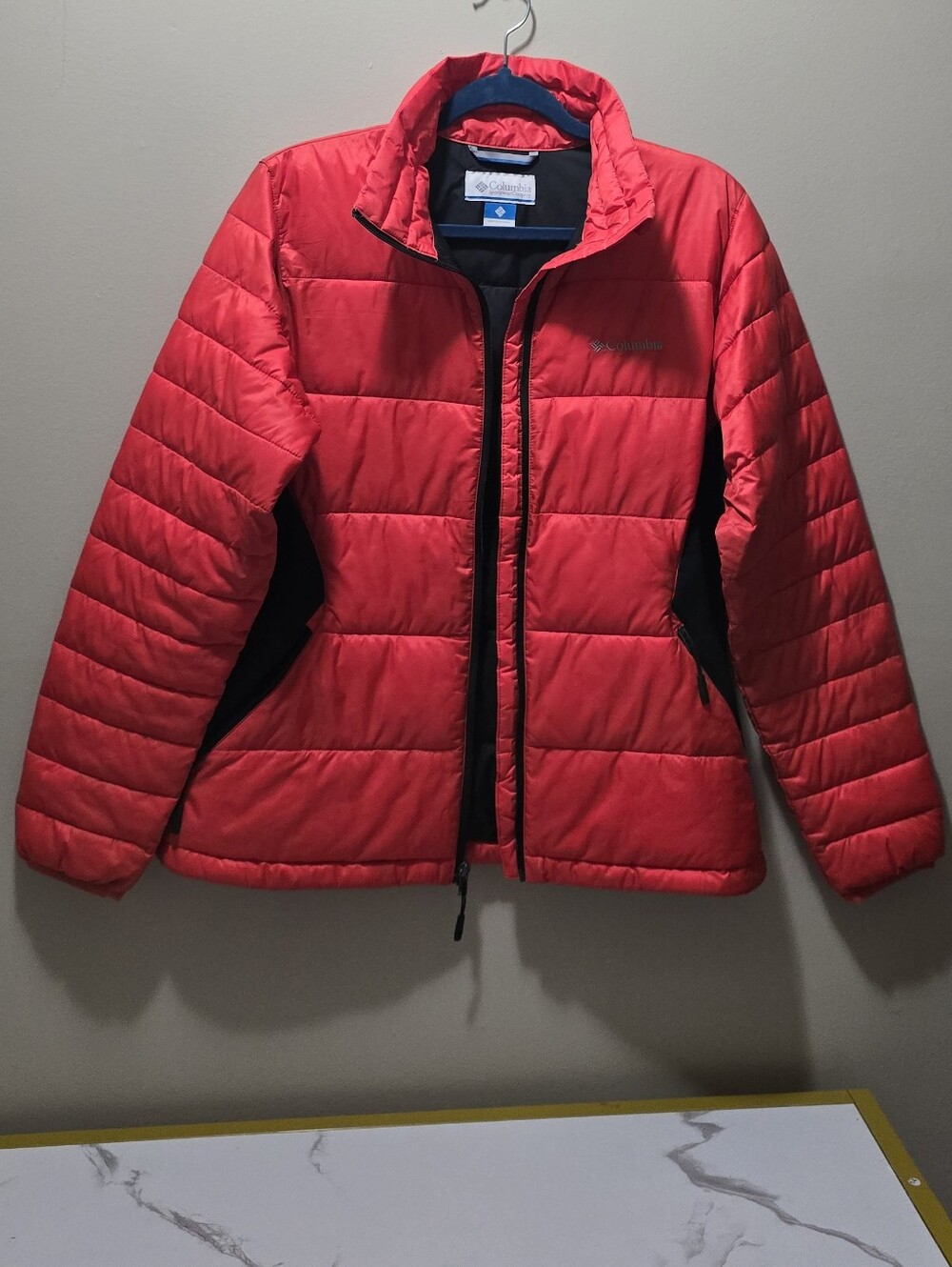 Columbia Women's Bright Red Quilted Puffer Jacket